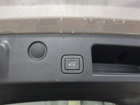 New 2026 GMC Terrain Elevation w/ Elevation Premium Package image 13