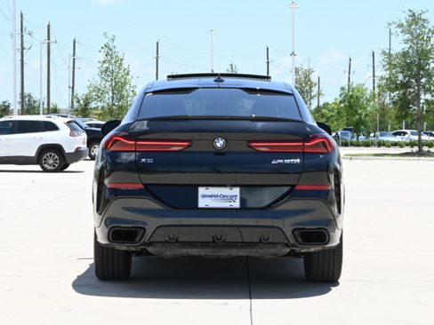 Used 2022 BMW X6 M50i AWD/4WD image 8