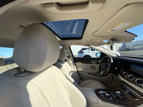 Used 2020 Mercedes-Benz E 350 4MATIC Sedan image 16