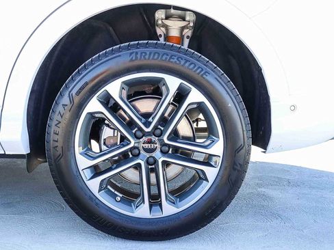 New 2025 Audi Q5 Premium image 13