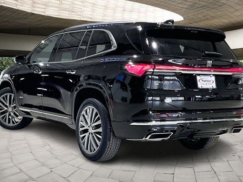 New 2026 Buick Enclave Avenir w/ Super Cruise Package image 3