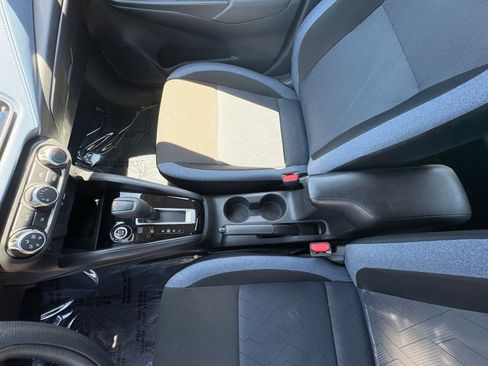 Used 2025 Nissan Versa SV FWD image 40
