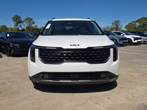 New 2026 Kia Carnival SX Prestige FWD image 3