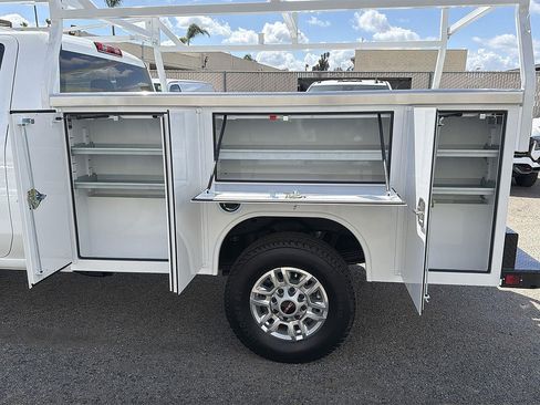 New 2026 GMC Sierra 2500 Pro w/ Convenience Package AWD/4WD image 22
