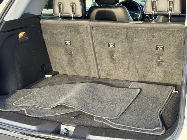 Used 2021 Chevrolet TrailBlazer LT w/ Premium Seating Package FWD image 27