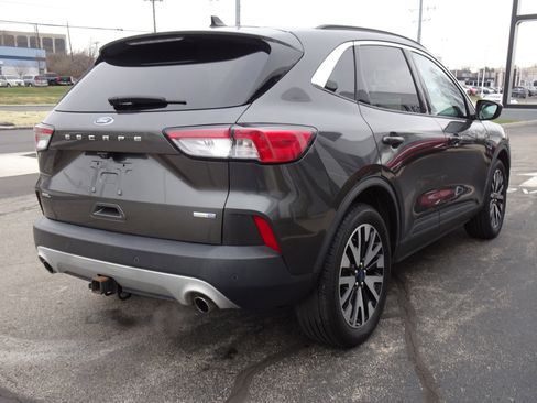 Used 2020 Ford Escape SEL image 5