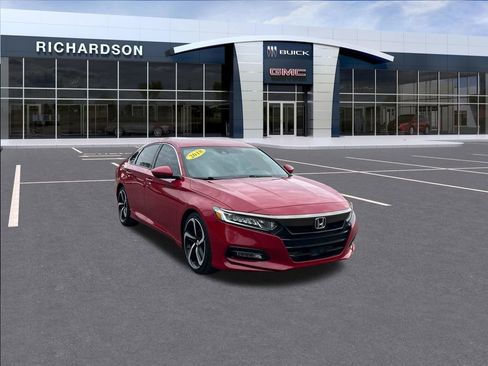 Used 2018 Honda Accord Sport image 7