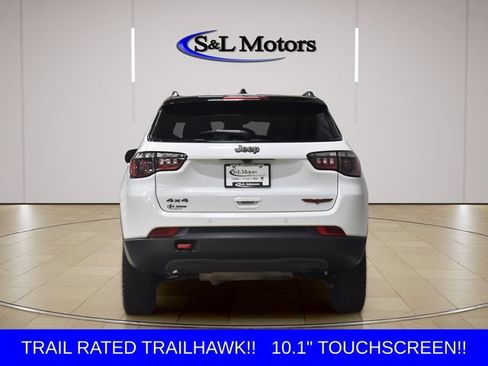 Used 2025 Jeep Compass Trailhawk AWD/4WD image 7