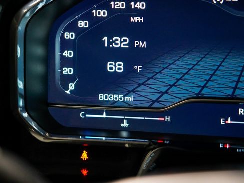 Used 2022 GMC Sierra 1500 SLE image 33