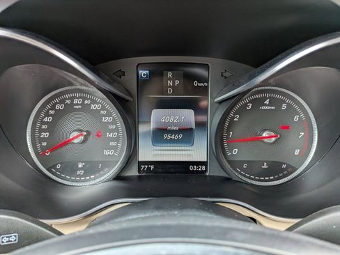 Used 2018 Mercedes-Benz GLC 300 image 12