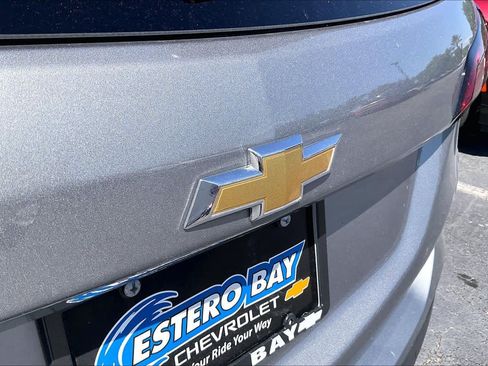 Used 2023 Chevrolet Equinox LS w/ LS Convenience Package FWD image 9