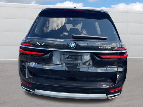 Used 2025 BMW X7 xDrive40i image 4