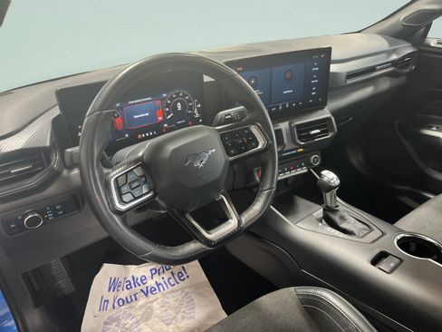 Used 2024 Ford Mustang Coupe RWD image 12
