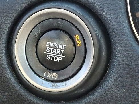 Used 2019 Dodge Durango GT image 23