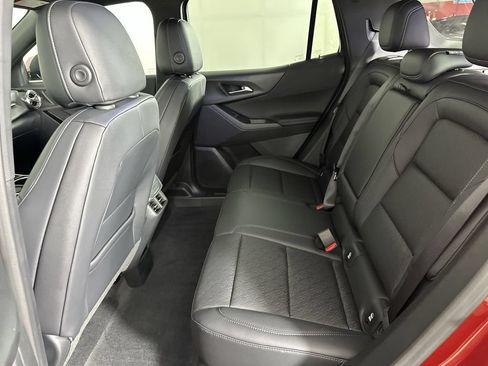 New 2026 Chevrolet Equinox LT w/ Convenience Package II FWD image 24