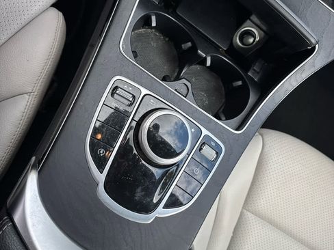 Used 2017 Mercedes-Benz C 300 Sedan image 17