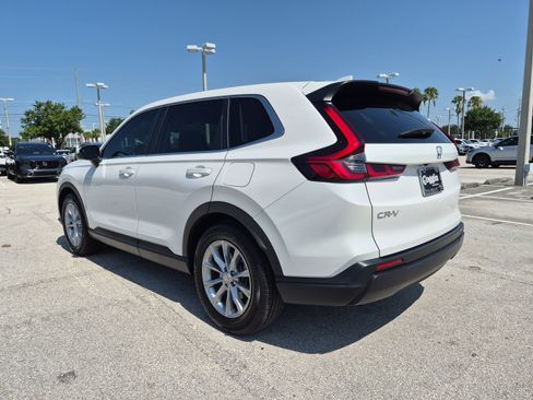 Certified 2025 Honda CR-V EX image 4