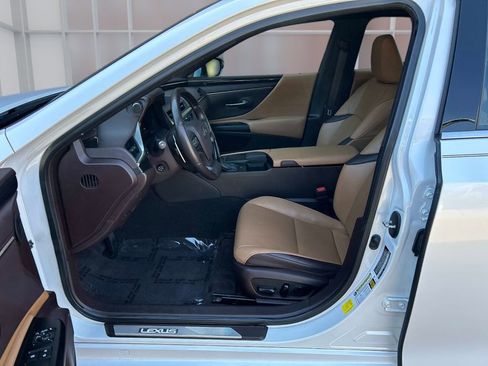 Used 2020 Lexus ES 350 w/ Premium Package FWD image 13