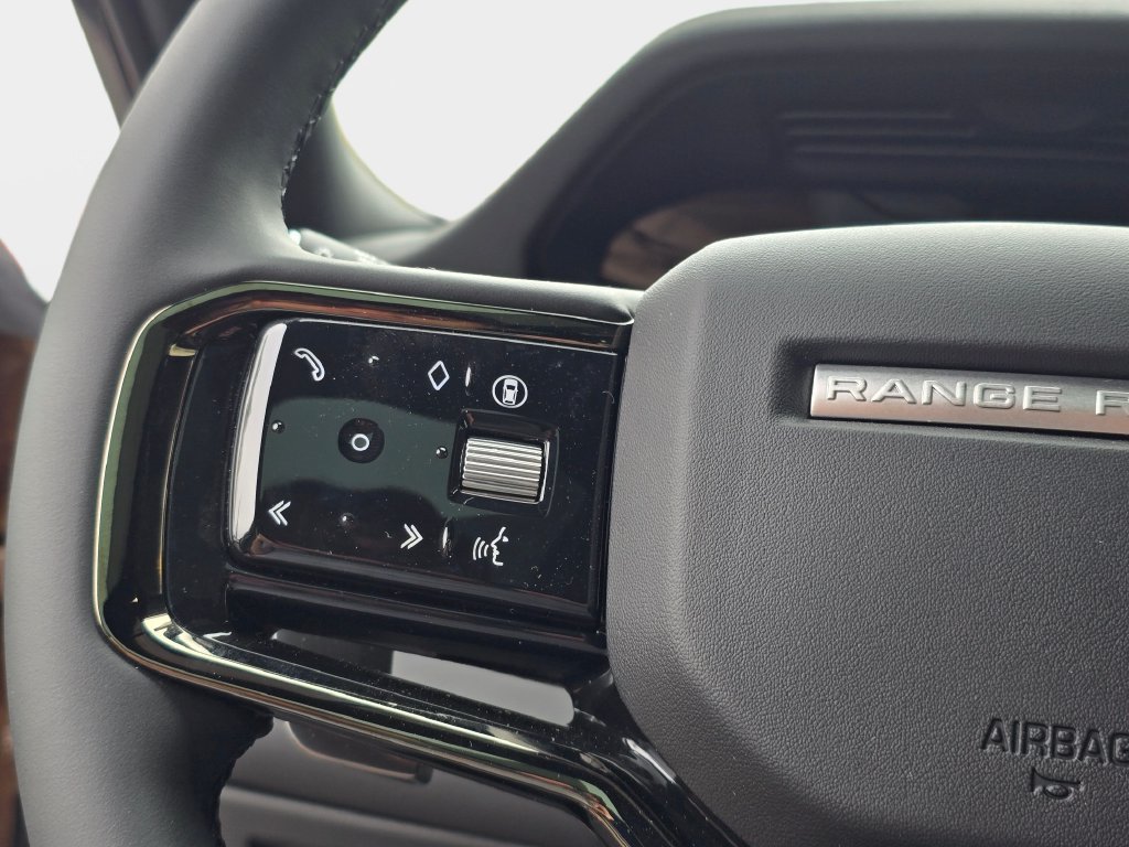 New 2026 Land Rover Range Rover Evoque S AWD/4WD image 17