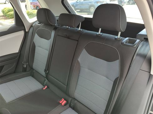 New 2025 Volkswagen Taos S image 23