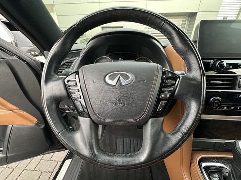Used 2023 INFINITI QX80 Sensory w/ Cargo Package AWD/4WD image 18