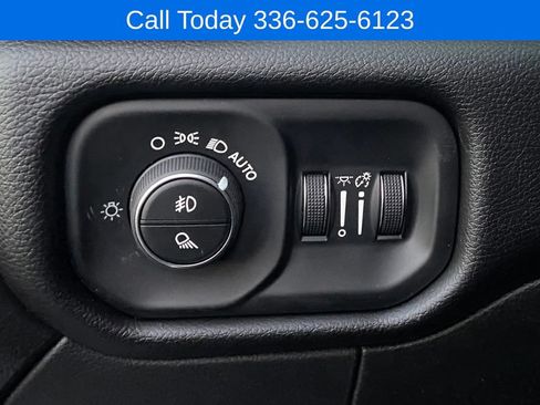 New 2026 RAM 2500 Laramie AWD/4WD image 16