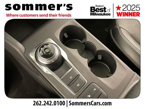 Used 2020 Ford Escape Titanium FWD image 21