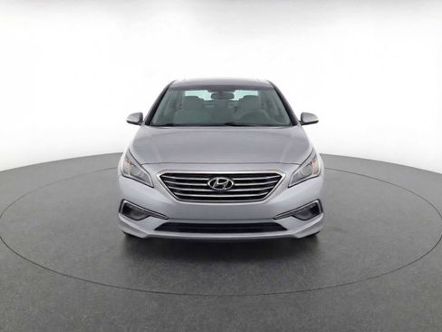 Used 2017 Hyundai Sonata Limited image 2