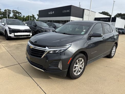 Used 2023 Chevrolet Equinox LT FWD image 3