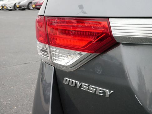 Used 2015 Honda Odyssey EX-L image 17