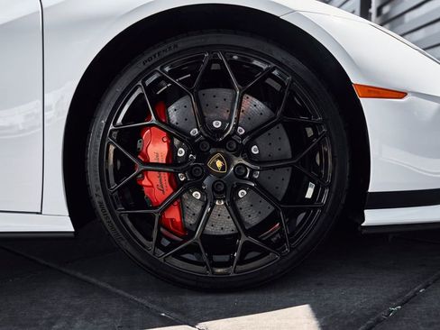 Used 2023 Lamborghini Huracan Tecnica RWD image 28