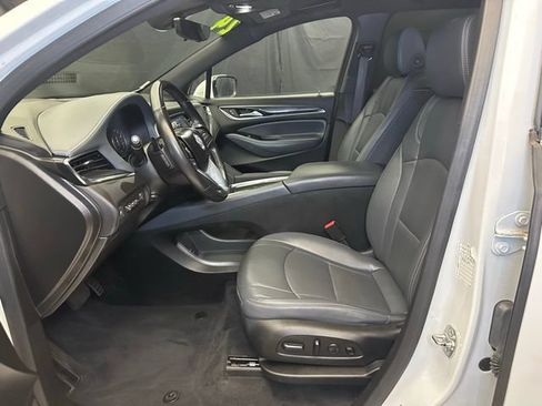 Used 2024 Buick Enclave Premium AWD/4WD image 20