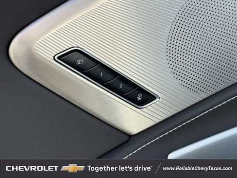 Used 2025 Chevrolet Corvette Stingray Preferred Conv w/ Z51 Performance Package RWD image 26