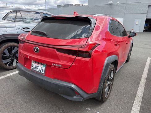 Used 2019 Lexus UX 200 w/ Accessory Package FWD image 5