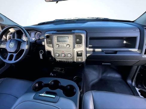 Used 2018 RAM 3500 Tradesman w/ Chrome Appearance Group image 9