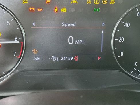 Used 2023 Buick Envision Preferred FWD image 18