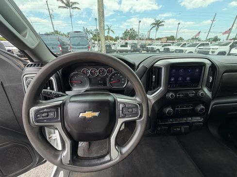 Used 2021 Chevrolet Silverado 3500 4x4 Crew Cab LT DRW image 10