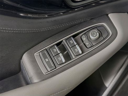 Used 2020 Subaru Outback Limited XT AWD/4WD image 24