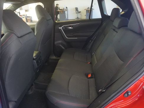 Used 2024 Toyota RAV4 SE w/ Weather & Moonroof Package AWD/4WD image 19