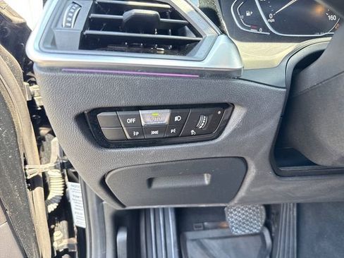 Used 2021 BMW 330i Sedan w/ Convenience Package RWD image 25