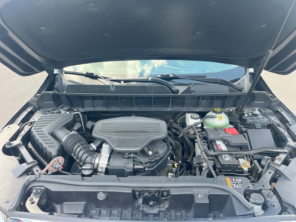 Used 2019 GMC Acadia Denali w/ Technology Package FWD image 33