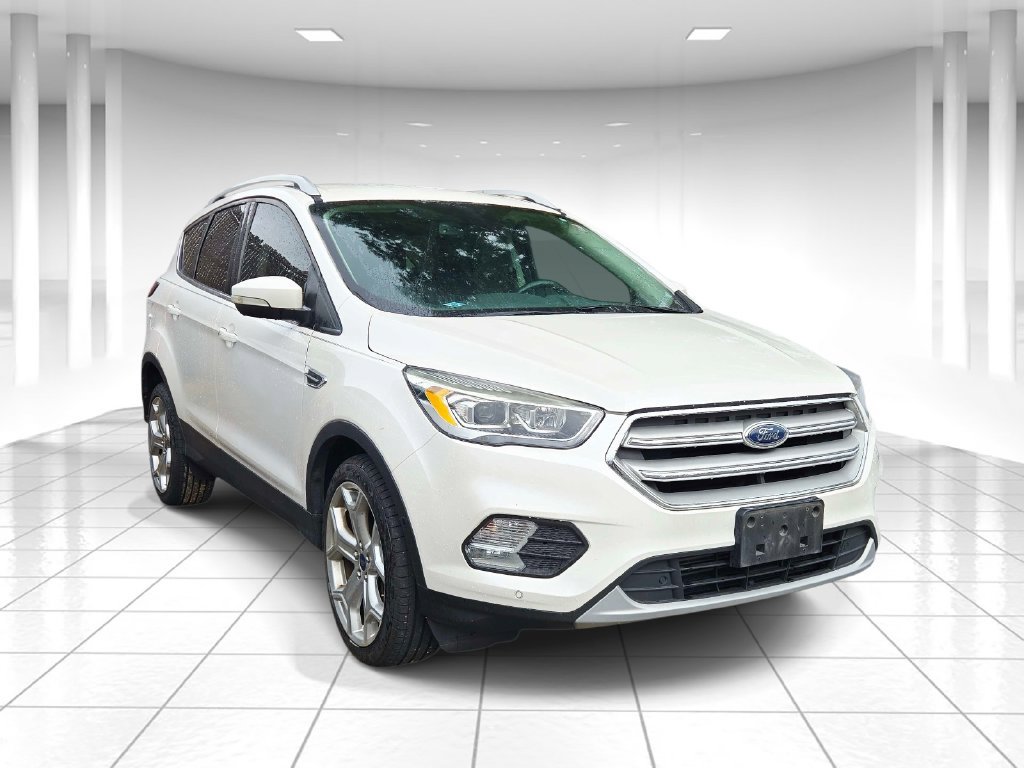 Used 2019 Ford Escape Titanium FWD image 1