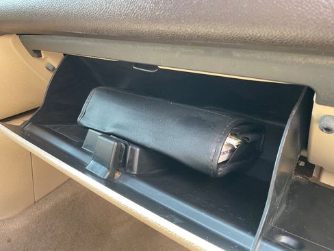 Used 2013 GMC Yukon XL Denali RWD image 25