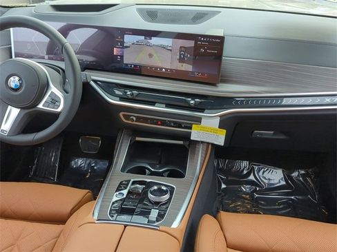New 2026 BMW X7 xDrive40i w/ M Sport Package image 13
