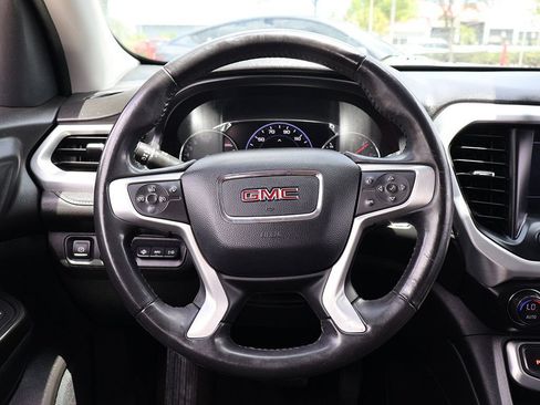 Used 2020 GMC Acadia SLT w/ Driver Alert Package II FWD image 35