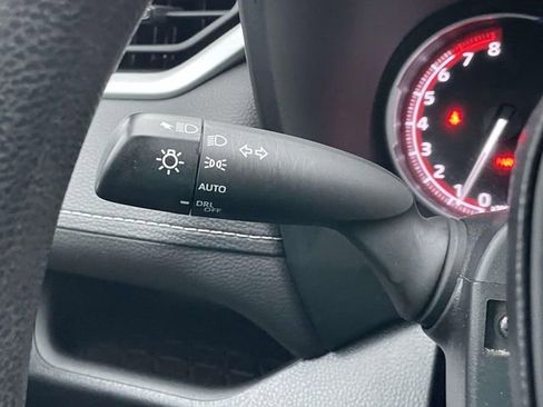 Used 2023 Toyota RAV4 XLE AWD/4WD image 31