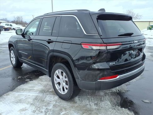 Used 2022 Jeep Grand Cherokee Limited image 7