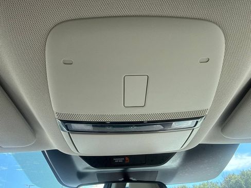 Certified 2025 Nissan Murano SV AWD/4WD image 18