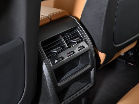 Used 2024 BMW X5 xDrive40i AWD/4WD image 33