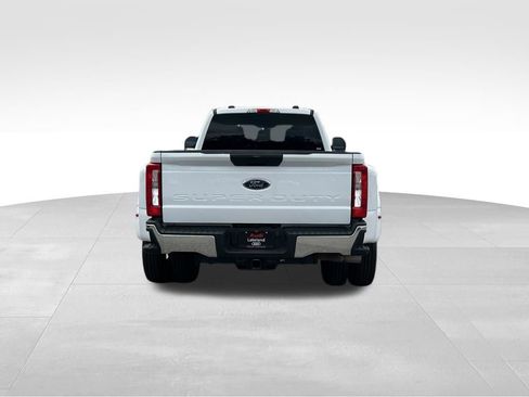 Used 2025 Ford F350 XLT AWD/4WD image 4